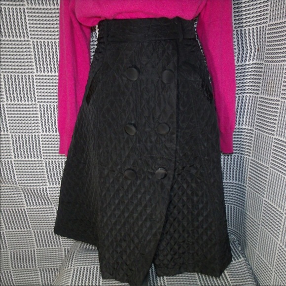 Black quilted skirt - Picture 1 of 6